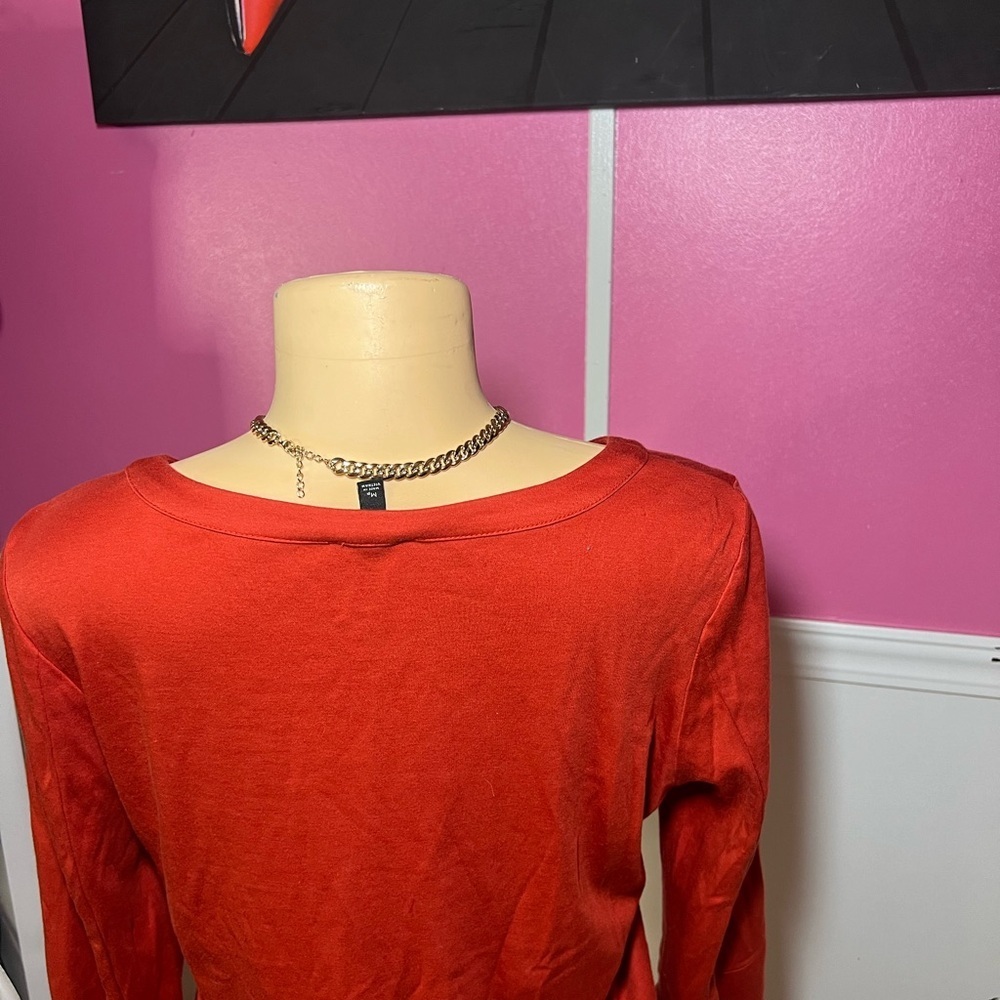 Blouse made of very fresh and soft fabric, excellent for an occasion - Picture 6 of 8